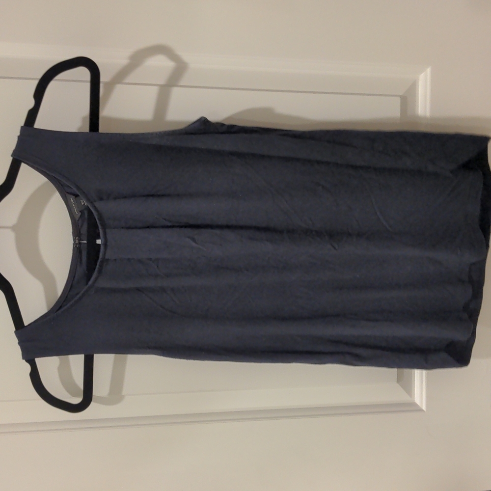 Ann Taylor Sleevless Top